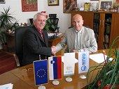 Podpis pogodbe 26052010_2